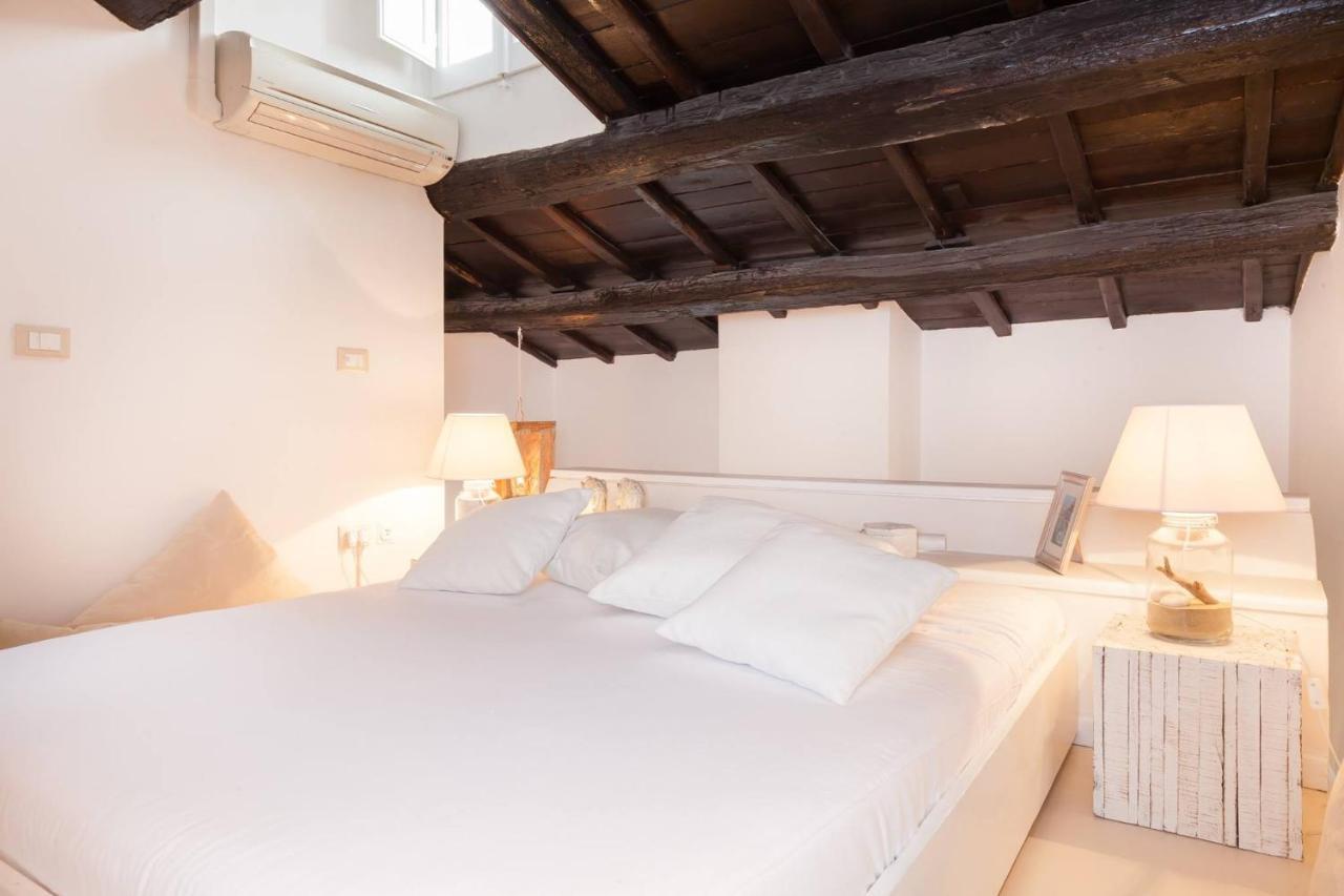 شقة روما  في Navona Penthouse المظهر الخارجي الصورة